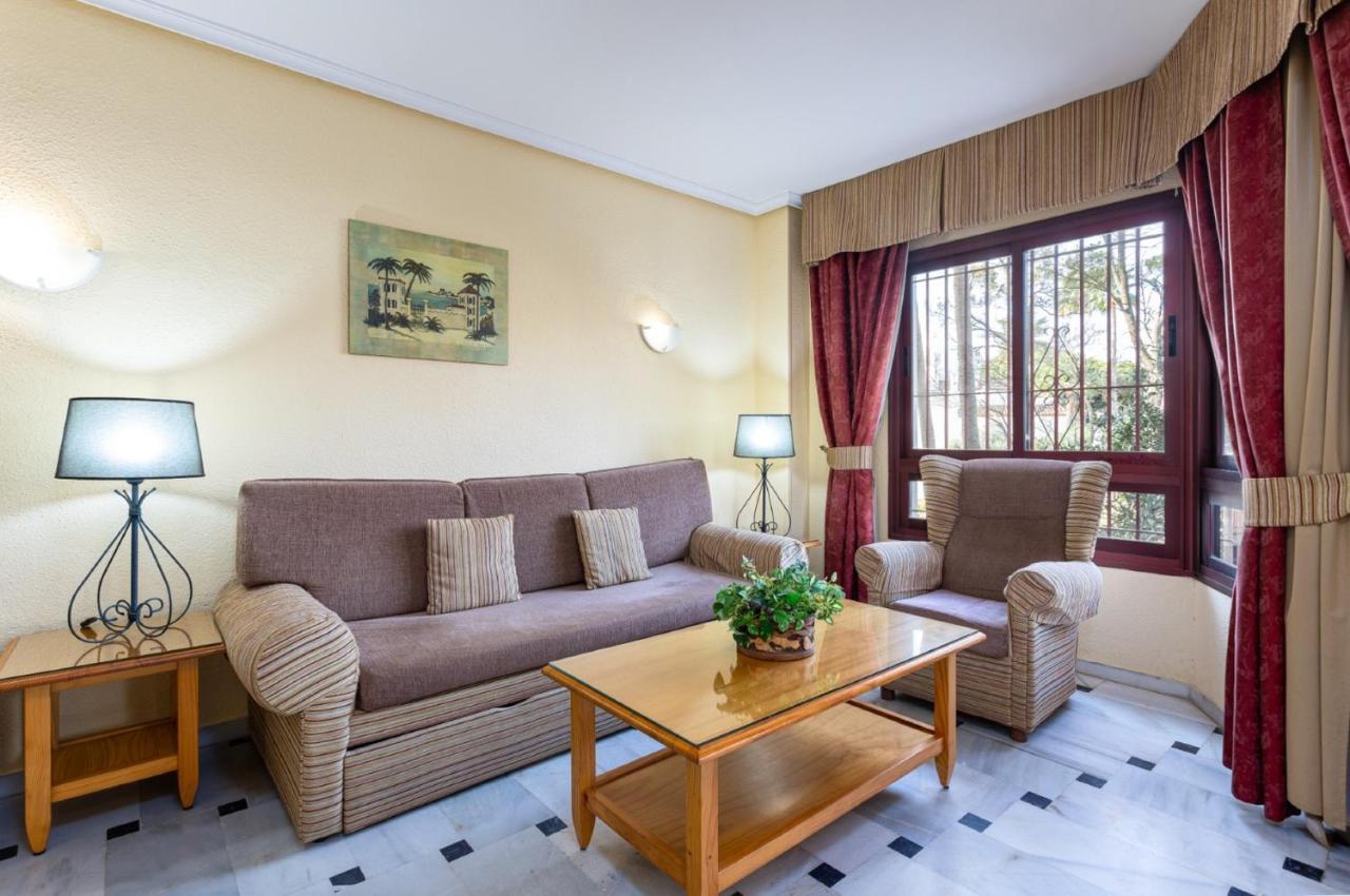 Holidays2Mijas Costa Lubina Del Sol Frontline Beach, Pool, Terrace, Seaview & Parking Sitio de Calahonda ภายนอก รูปภาพ
