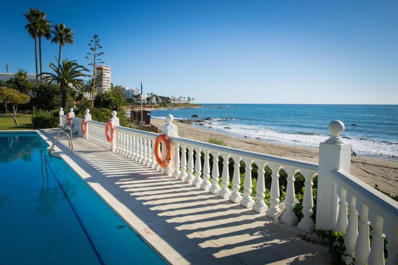 Holidays2Mijas Costa Lubina Del Sol Frontline Beach, Pool, Terrace, Seaview & Parking Sitio de Calahonda ภายนอก รูปภาพ